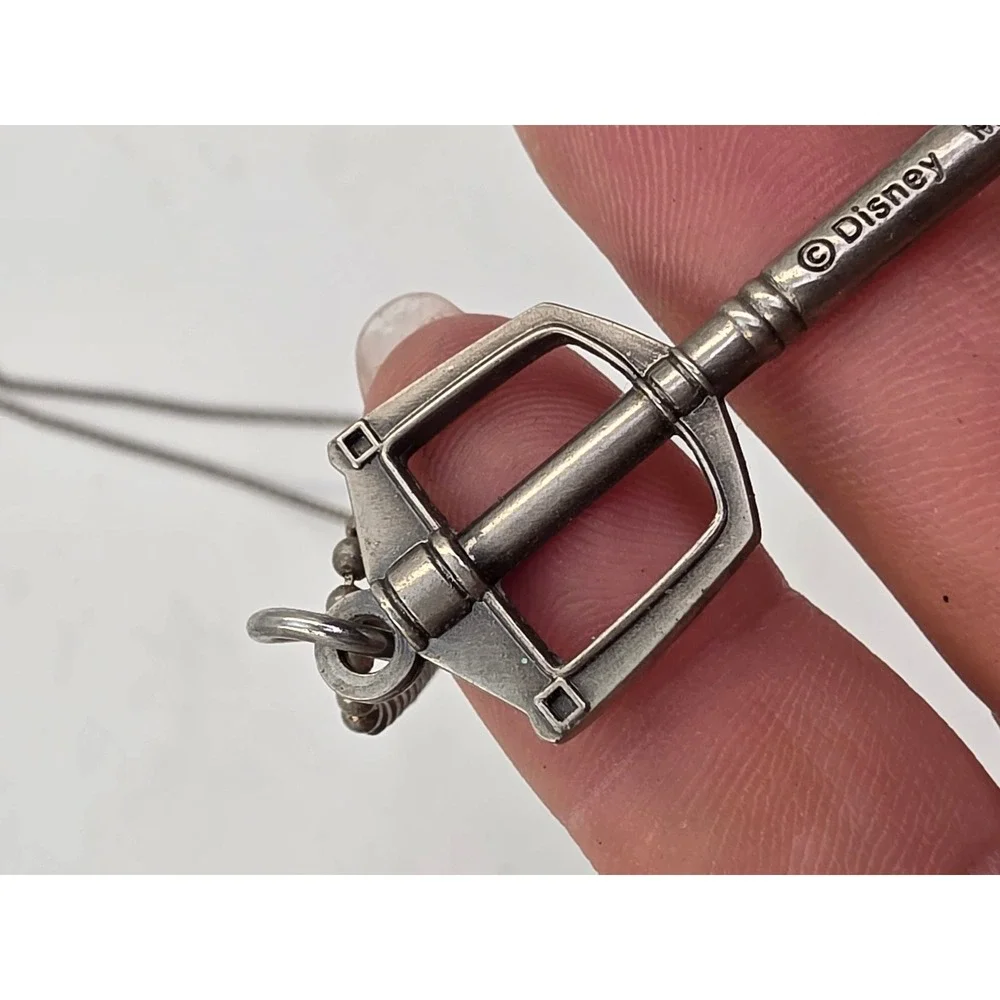 Disney Kingdom Hearts Sora Keyblade Pendant Necklace Pewter Tone MII 30 Inch